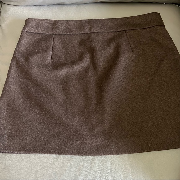 Theory mini skirt size 2 - Picture 4 of 7